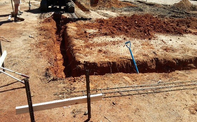 digging house footings