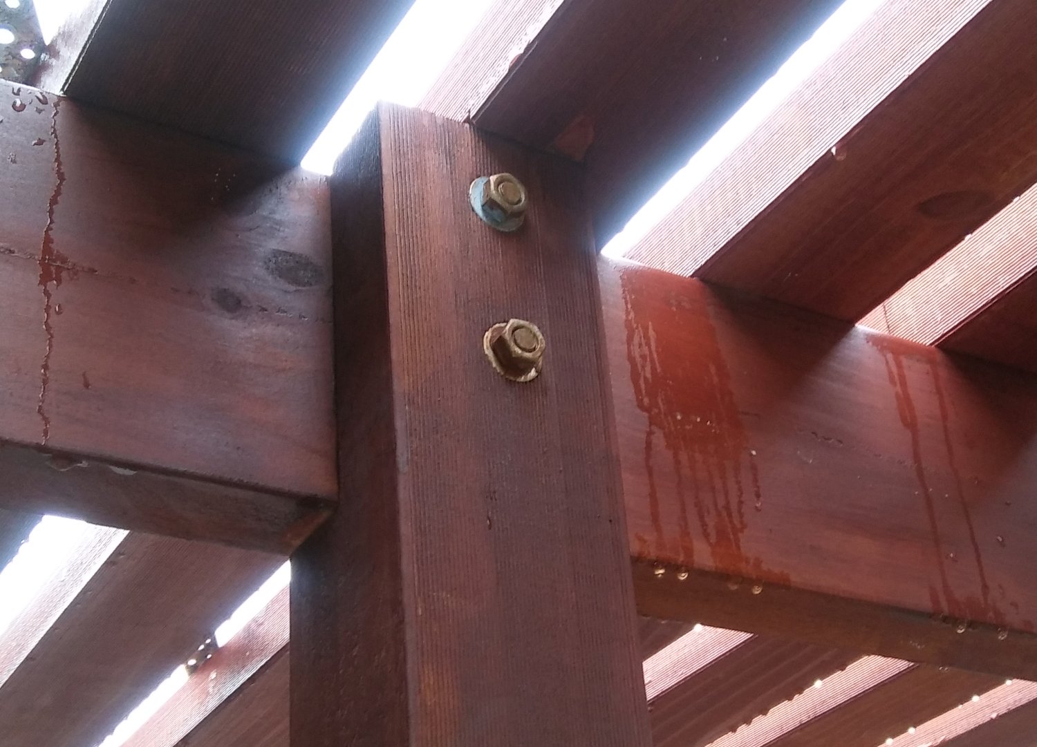 wooden pergola beam connection